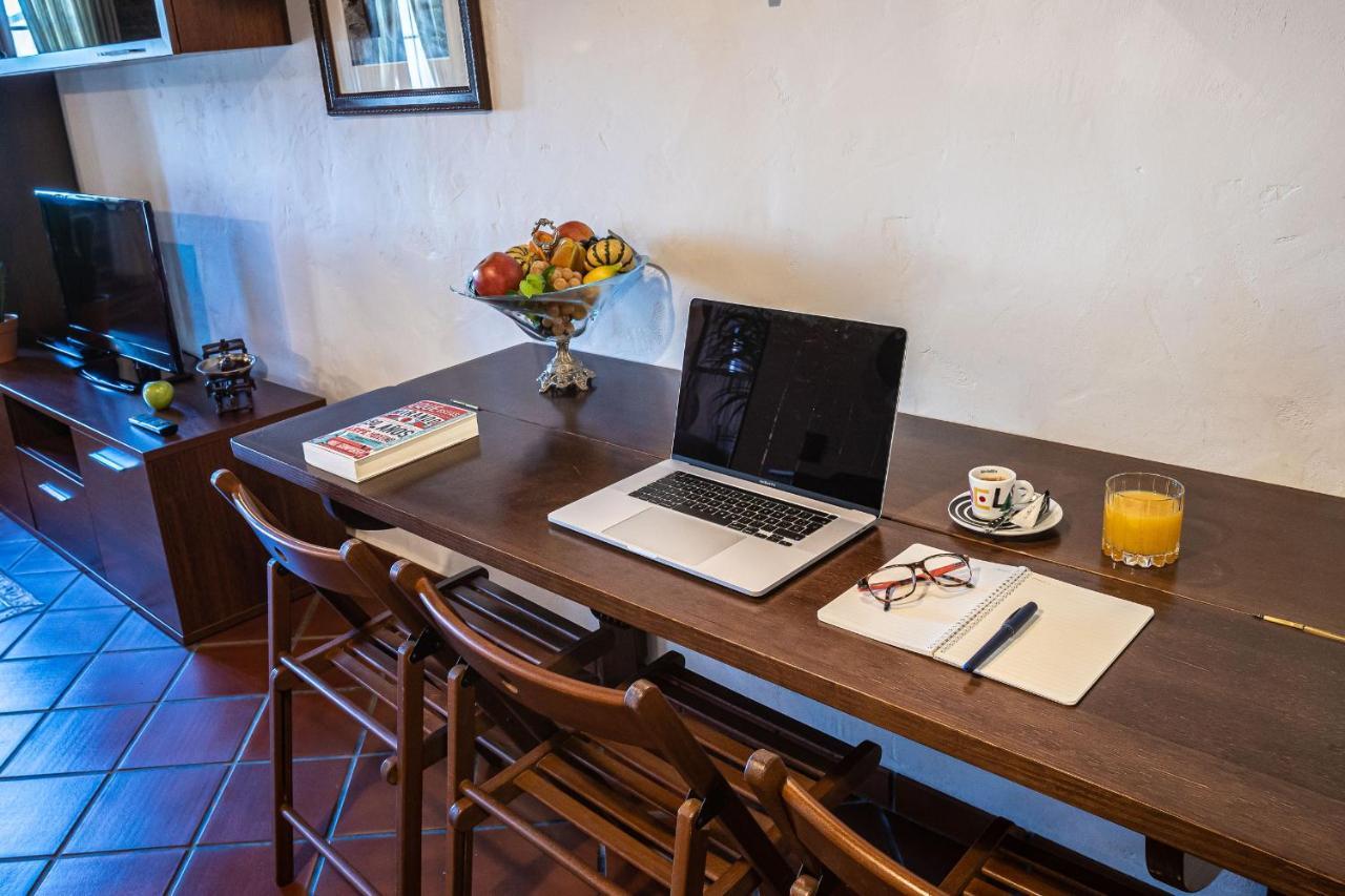Versátil Apartamentos Zarza De Granadilla Bagian luar foto
